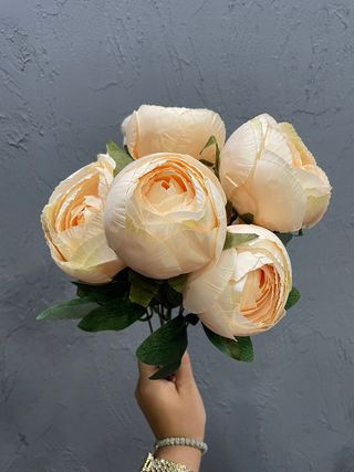 Komadno vještačko cvijeće