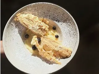 Наполеон на заварному кремі з лохиною (220g)