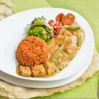 Thai Peanut Chicken Curry