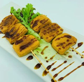 201. Spiedini di tofu di pesce - 3 pezzi