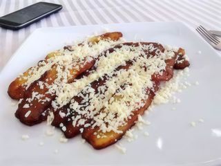 Tajadas con Queso Blanco (6 uds.)