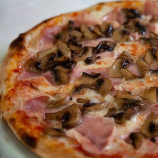Pizza Jamón y Setas