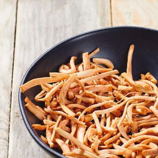 Сулугуні Соломка З Перцем Червоним (100г)