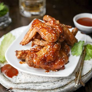 147. Karaage Chicken Wings (2 Pzs.)