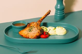 Cotlet de porc cu os