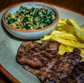 Plumas de Porco Preto