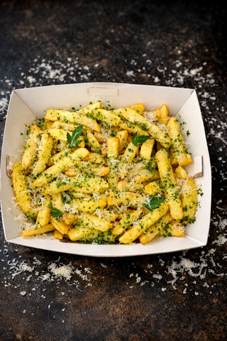 Cartofi cu usturoi si parmesan-220g