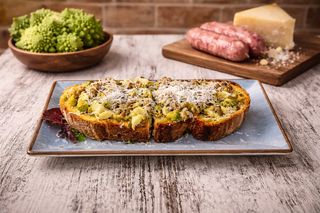 Salsiccia, broccoli e pecorino