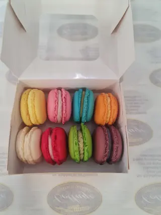 Macarons 8 bucati
