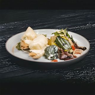 Яйцо Бенедикт с семгой и авокадо (230 гр.)