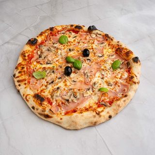 Pizza Miješana + Pizza Margherita + Zlatni Pan 0.5l