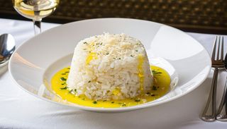 Императорски ориз с масло и пармезан