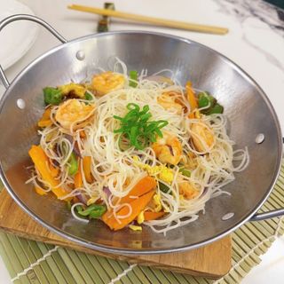 Fideos de Arroz Fritos con Gambas Sin Gluten