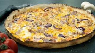 Pizza cu ton Ø 28cm / Ø 32cm/ Ø 45cm