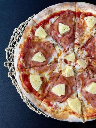 Pizza Hawaiana