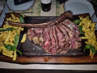 TOMAHAWK (1KG APROX.)