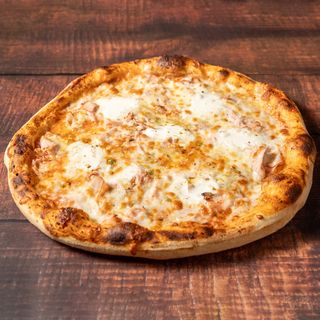 Pizza De Queso Crema mediana