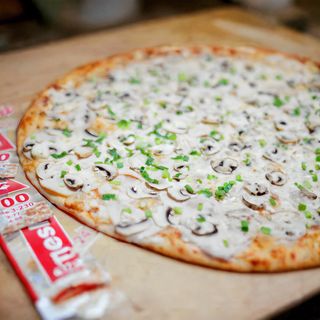 Піца Капрі605г