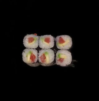 Maki de atún con aguacate (6 uds.)