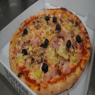 Pizza Clásica Capricciosa