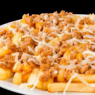 Ración De Patatas Fritas Con Queso Y Carne (Grande)