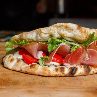 Сандвич КРУДО С КРЕМ ОТ ТРЮФЕЛ (370г)