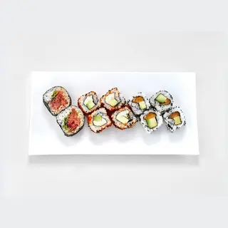 Maki sushi moriawase. 10p