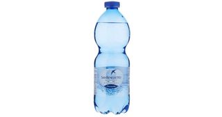 Acqua frizzante