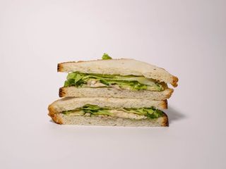 Сендвіч з тунцем (188g)