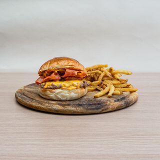 Crispy bacon burger - menu