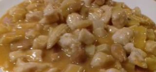 812 Pollo saltato con latte di cocco