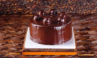 შავი ხავერდი 10-12 პერსონაზე