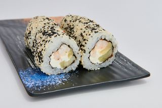 Урамаки със скариди и ананас 8бр