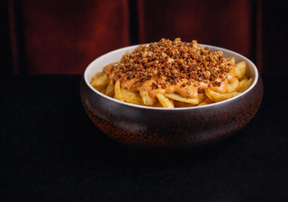 Patatine Dippers con Salsa Chipotle e Cipolla Crispy