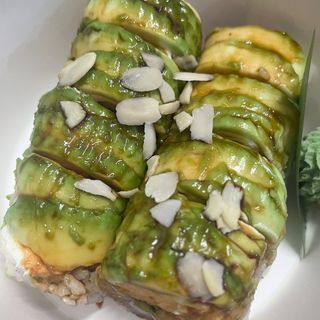 55. Avocado maki roll - 8 pezzi