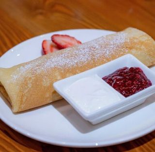 Блины с фруктовой начинкой