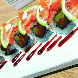 84. Uramaki lemon 8 pezzi