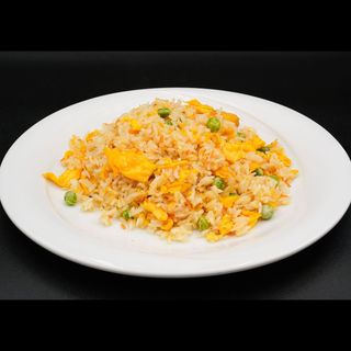 Riso saltato con gamberetti（虾仁炒饭）