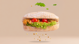 Kanapka rustykalna wege z qurczakiem