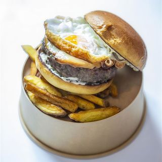 Hamburgesa de chuleton- T-bone steak burger