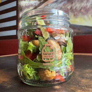 Салат з мідіями