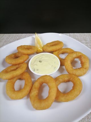 Панирани калмари със сос Ремулад (250гр)