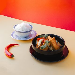 Tofu w sosie pomidorowym 300g