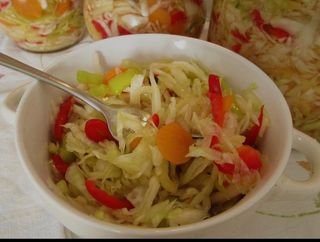 Mještana zimska salata začinjena