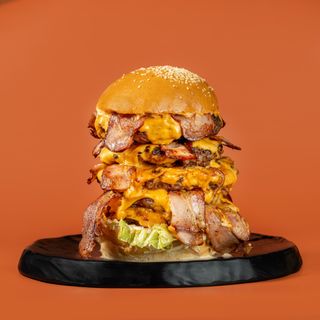ხუთმაგი კეთილი ბურგერი/Quintuple Kind Burger