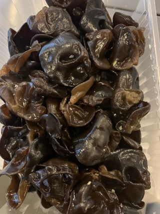 5. Салата от китайски черни гъби (300г)