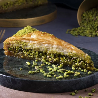 Nazar baklava fistic