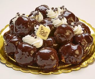 Profiteroles cioccolato 9 porzioni