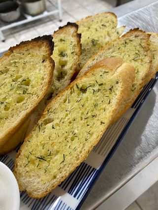 Чесночный хлеб