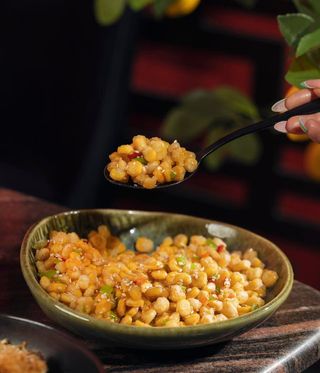 c15-შემწვარი სიმინდის მარცვლები სანელებლებით